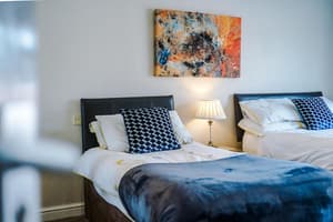 thumbnail: Room