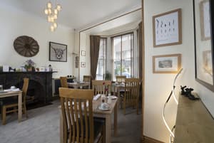 thumbnail: Breakfast area