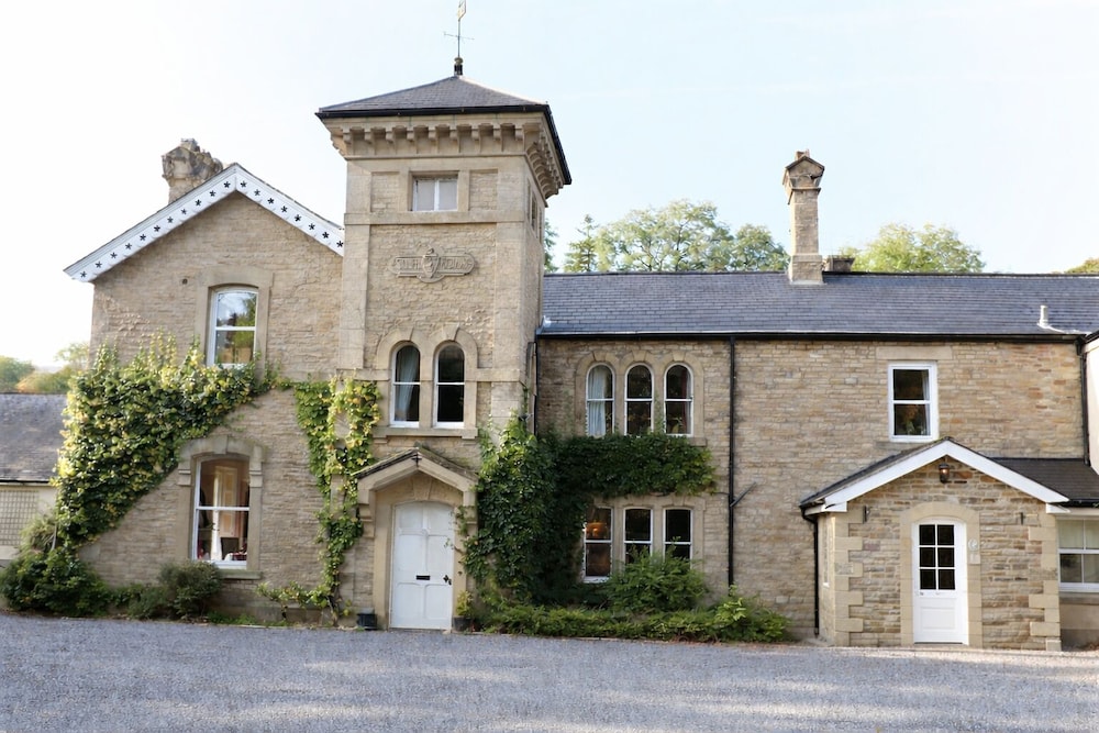 Primary image