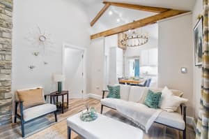 thumbnail: Living area
