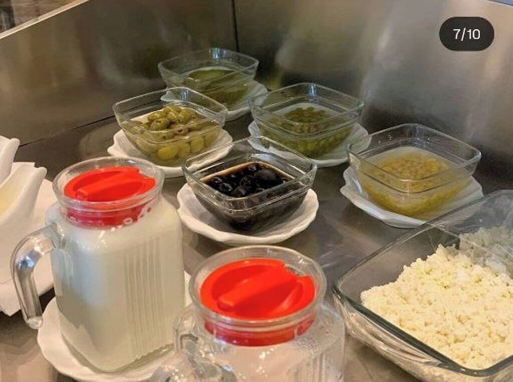 Breakfast buffet