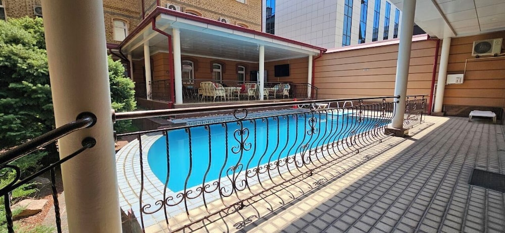 Sundeck