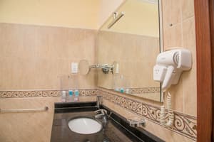 thumbnail: Bathroom