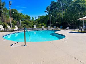 thumbnail: Pool