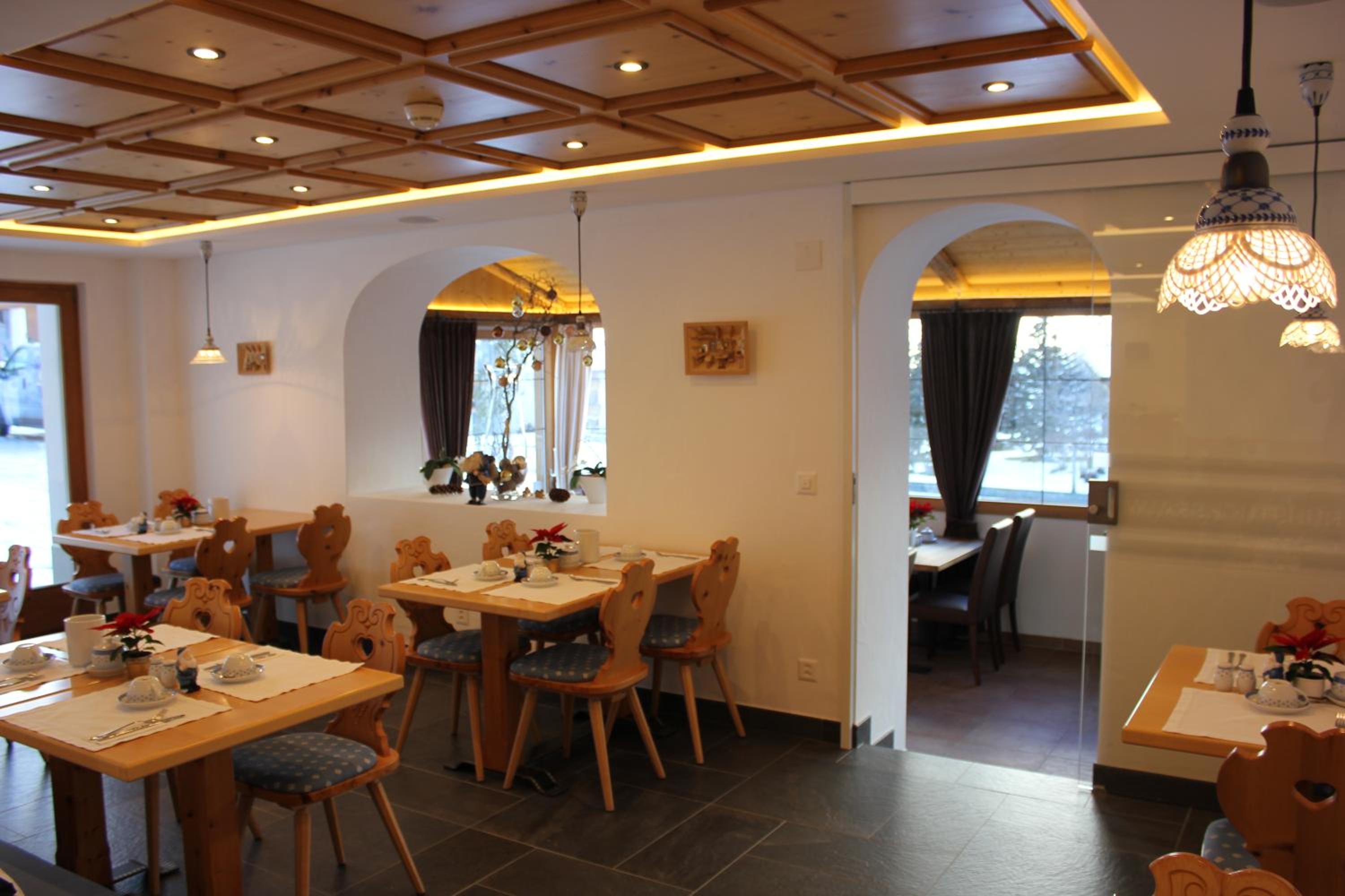 Restaurant-cafeteria