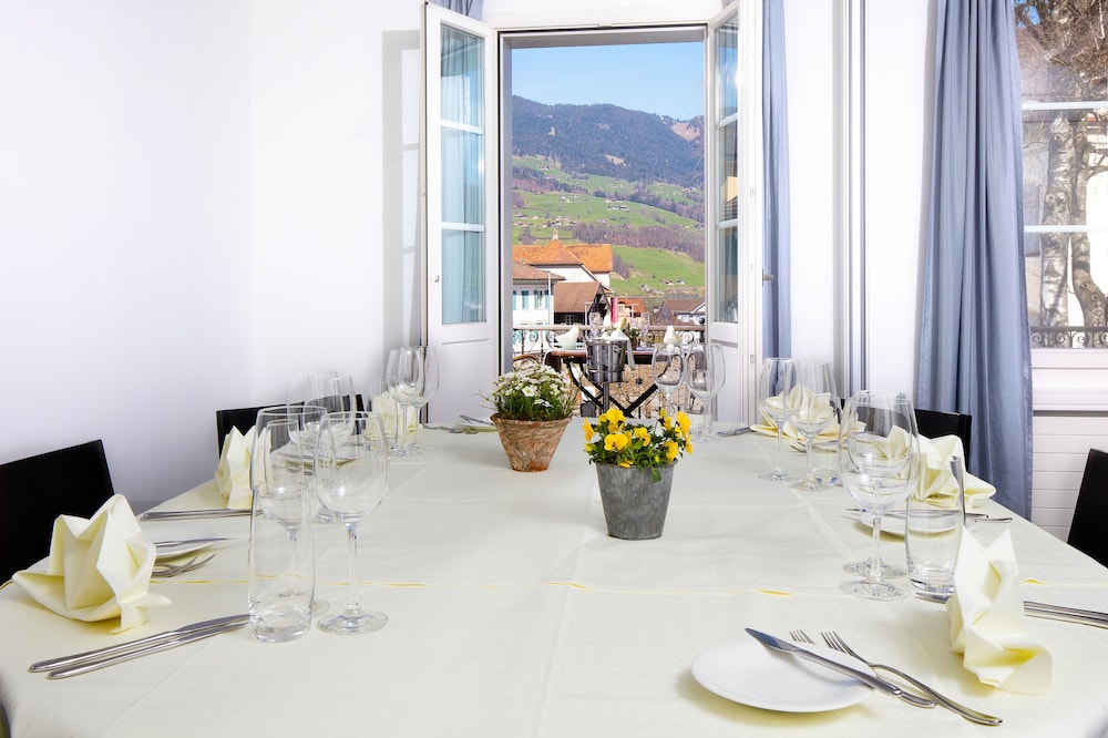 Banquet hall
