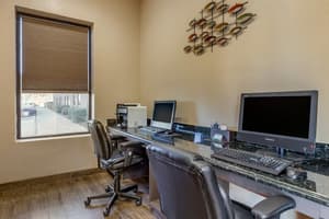thumbnail: Business center
