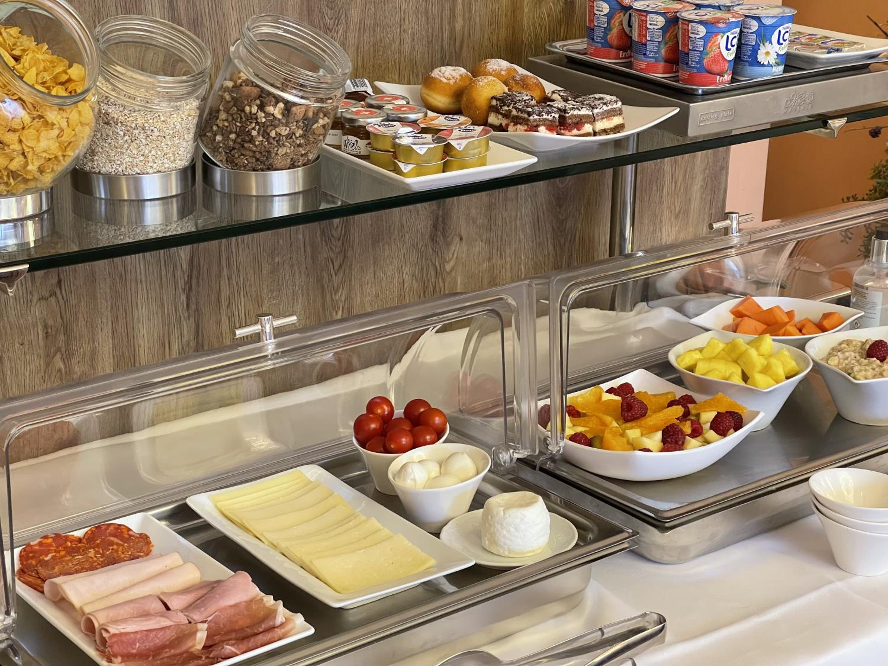 Restaurant-cafeteria