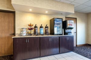 thumbnail: Breakfast area
