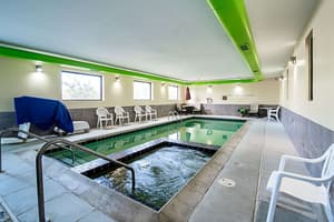 thumbnail: Pool