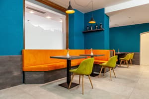 thumbnail: Bar (on property)