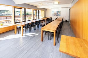 thumbnail: Restaurant