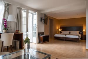 thumbnail: Interior detail