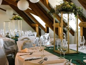 thumbnail: Dining
