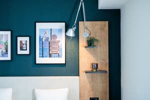 thumbnail: Interior detail