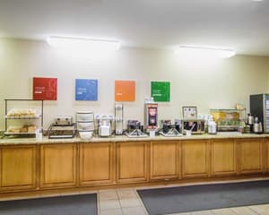 thumbnail: Breakfast area