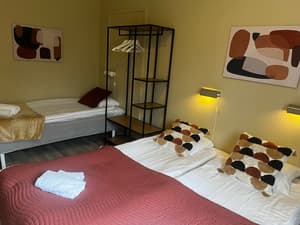 thumbnail: Room