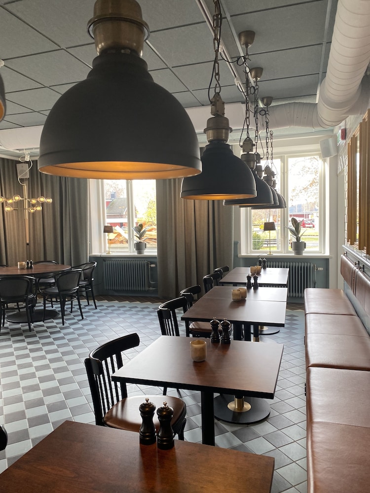 Restaurant-cafeteria