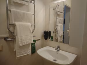 thumbnail: Bathroom