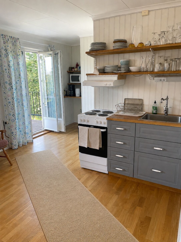 Shared kitchen facilities