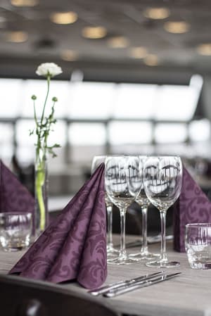thumbnail: Banquet hall