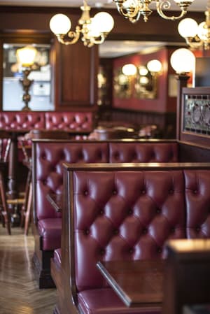 thumbnail: Bar (on property)