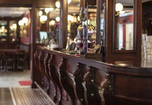 thumbnail: Bar (on property)