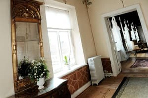 thumbnail: Interior