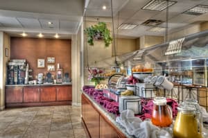 thumbnail: Breakfast area
