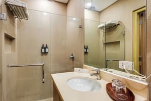 thumbnail: Bathroom
