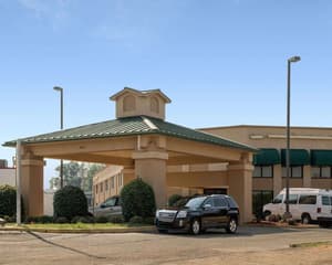 thumbnail: Exterior