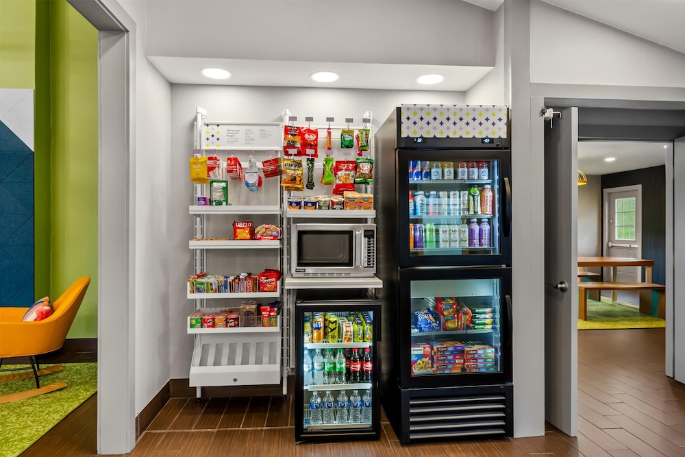 Snack bar