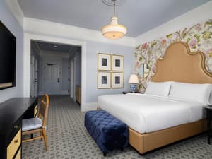 thumbnail: Ballroom