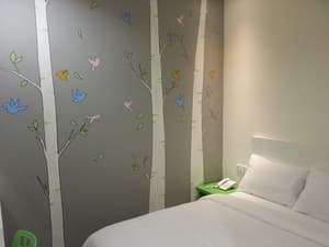 thumbnail: Room