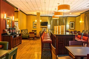 thumbnail: Breakfast area