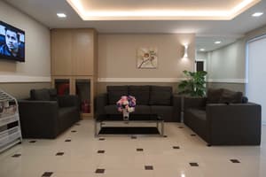 thumbnail: Lobby sitting area