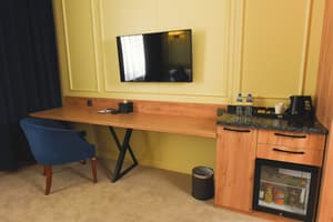 thumbnail: Room