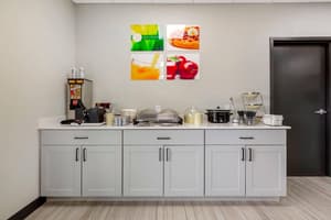 thumbnail: Breakfast area