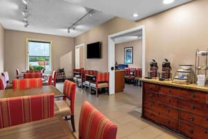 thumbnail: Breakfast area