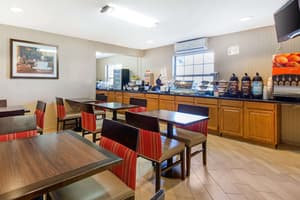 thumbnail: Breakfast area