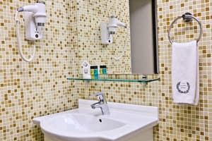 thumbnail: Bathroom