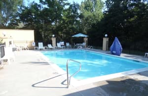 thumbnail: Outdoor pool
