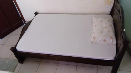 60190825.jpg