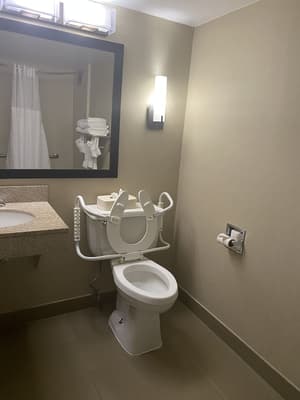 thumbnail: Accessible bathroom