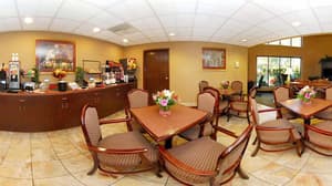 thumbnail: Breakfast area