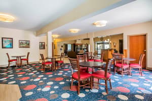 thumbnail: Breakfast area