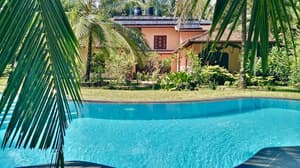 thumbnail: Outdoor pool