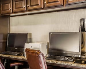 thumbnail: Business center