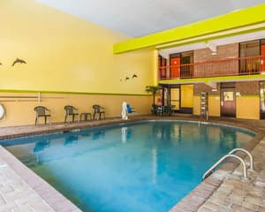 thumbnail: Pool