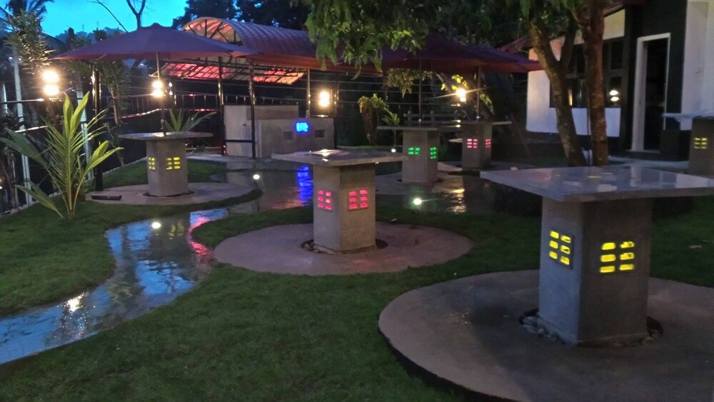 BBQ/picnic area